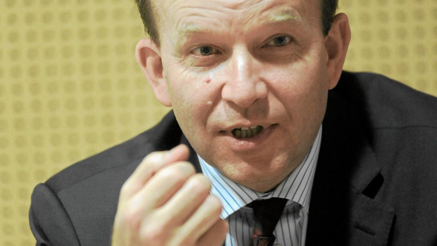 Konstanty Radziwiłł wycofa pigułkę "dzień po" dostępną bez recepty?
