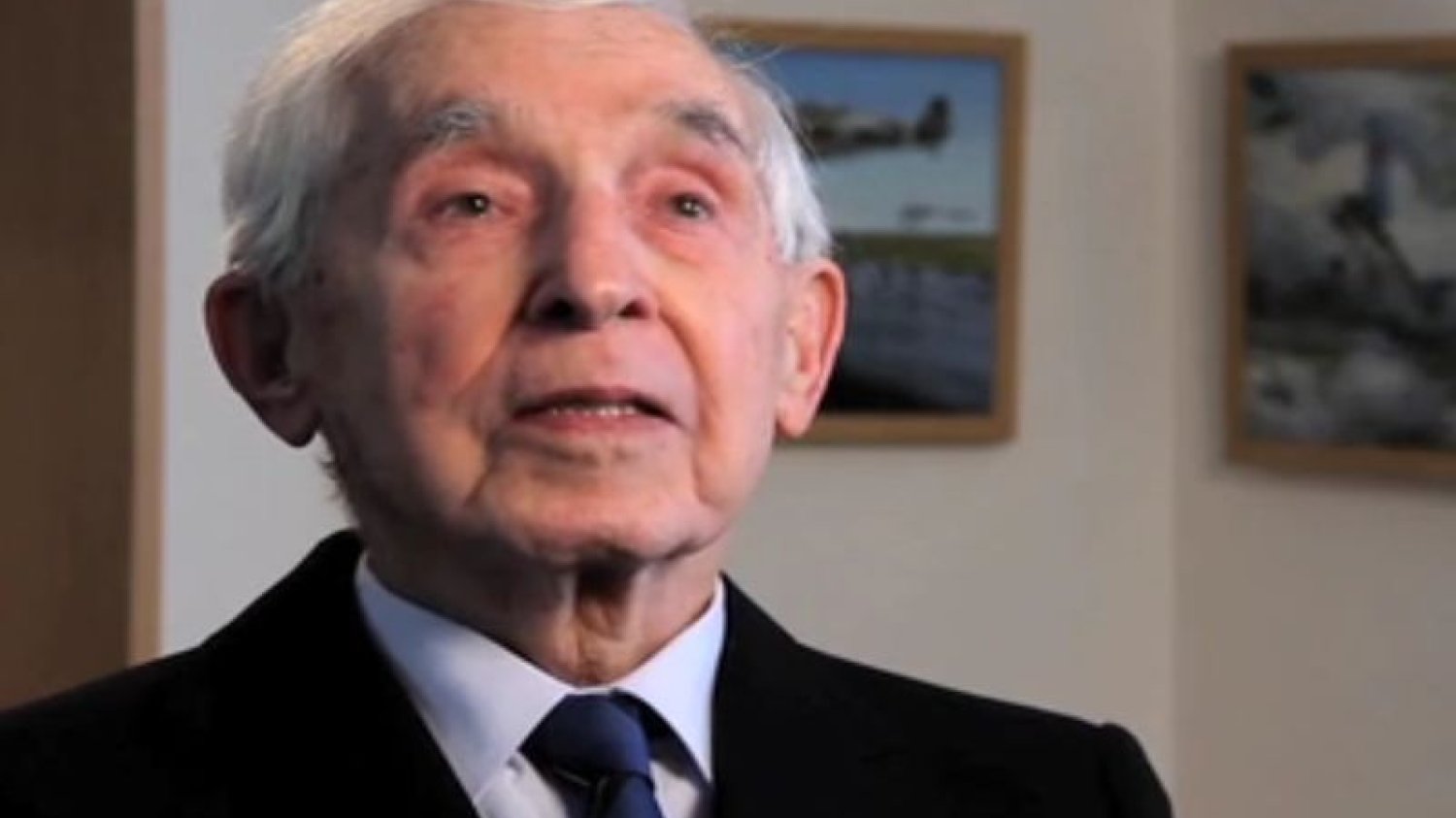 Polski weteran Franciszek Kornicki zwyciężył w konkursie brytyjskiego muzeum i dziennika The Telegraph". Przewaga jest naprawdę imponująca.