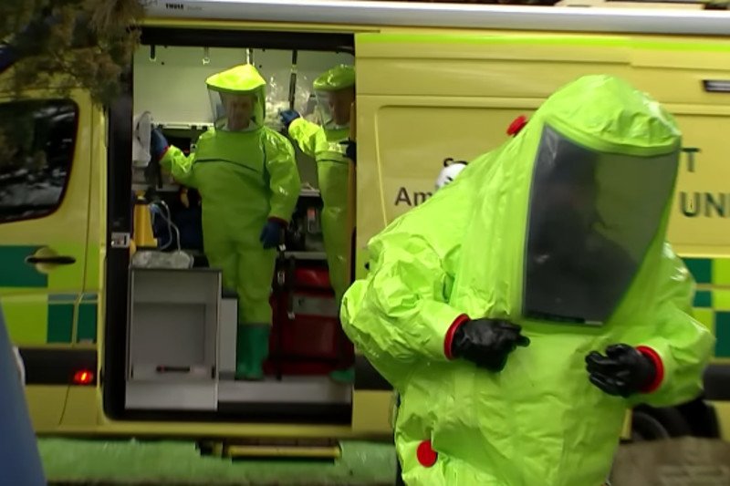 Nowiczok - to paraliżujący środek wytwarzany przez ZSRR, by ominąć Konwencję o zakazie stosowania broni chemicznej.