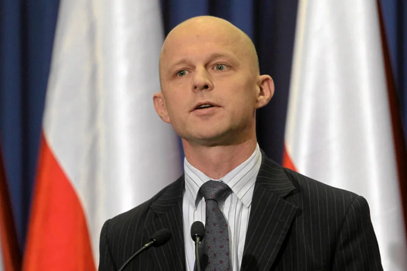 Nowy minister finansów szczerze o obietnicy "500 zł na dziecko". 1 stycznia? Technicznie niemożliwe