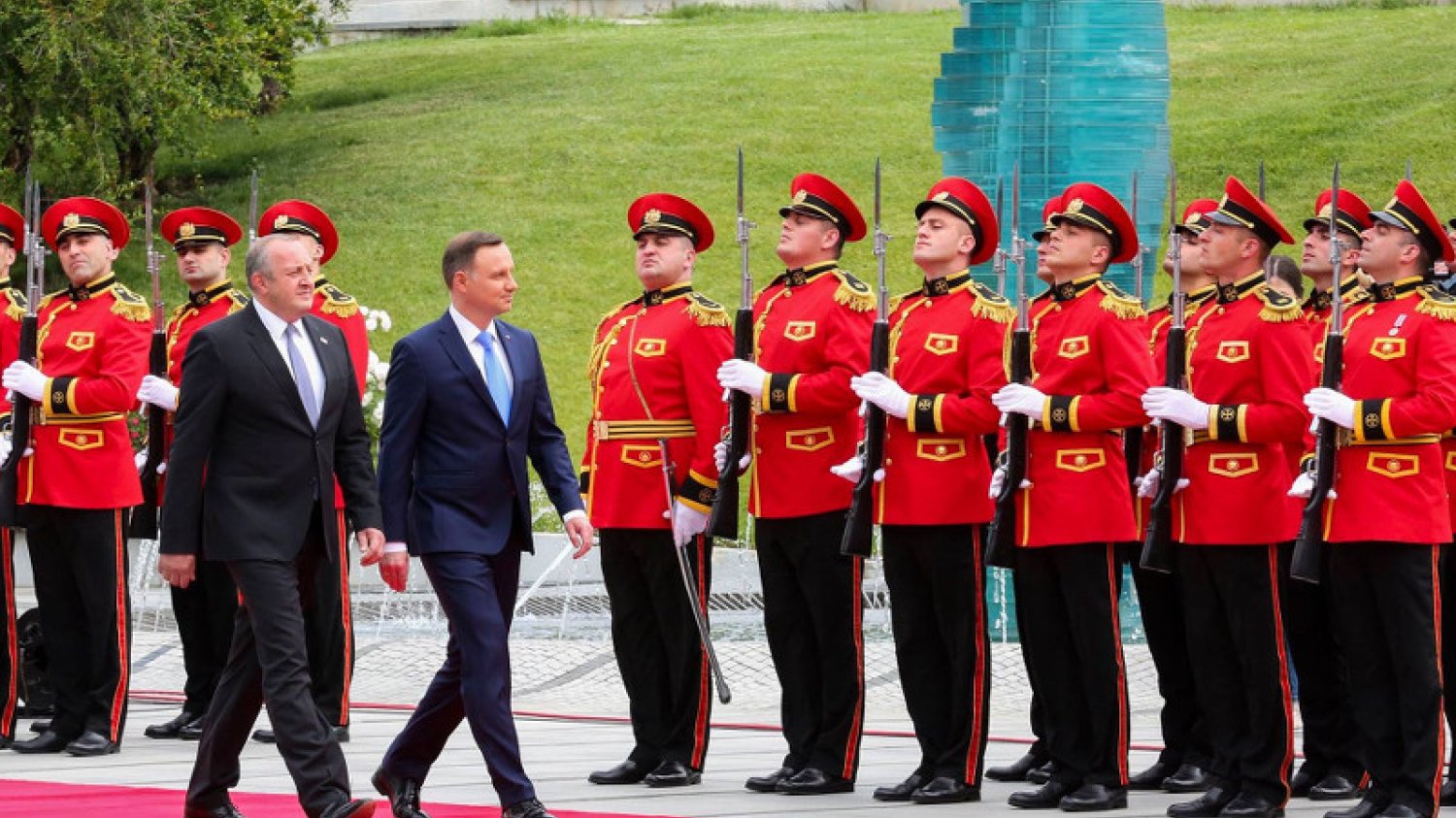 Prezydent Andrzej Duda z oficjalną wizytą w Gruzji, tu z prezydentem Giorgi Margwelaszwilim.
