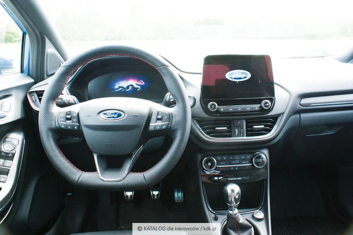 Ford Puma 1.0 EcoBoost 125 KM M6 ST-Line