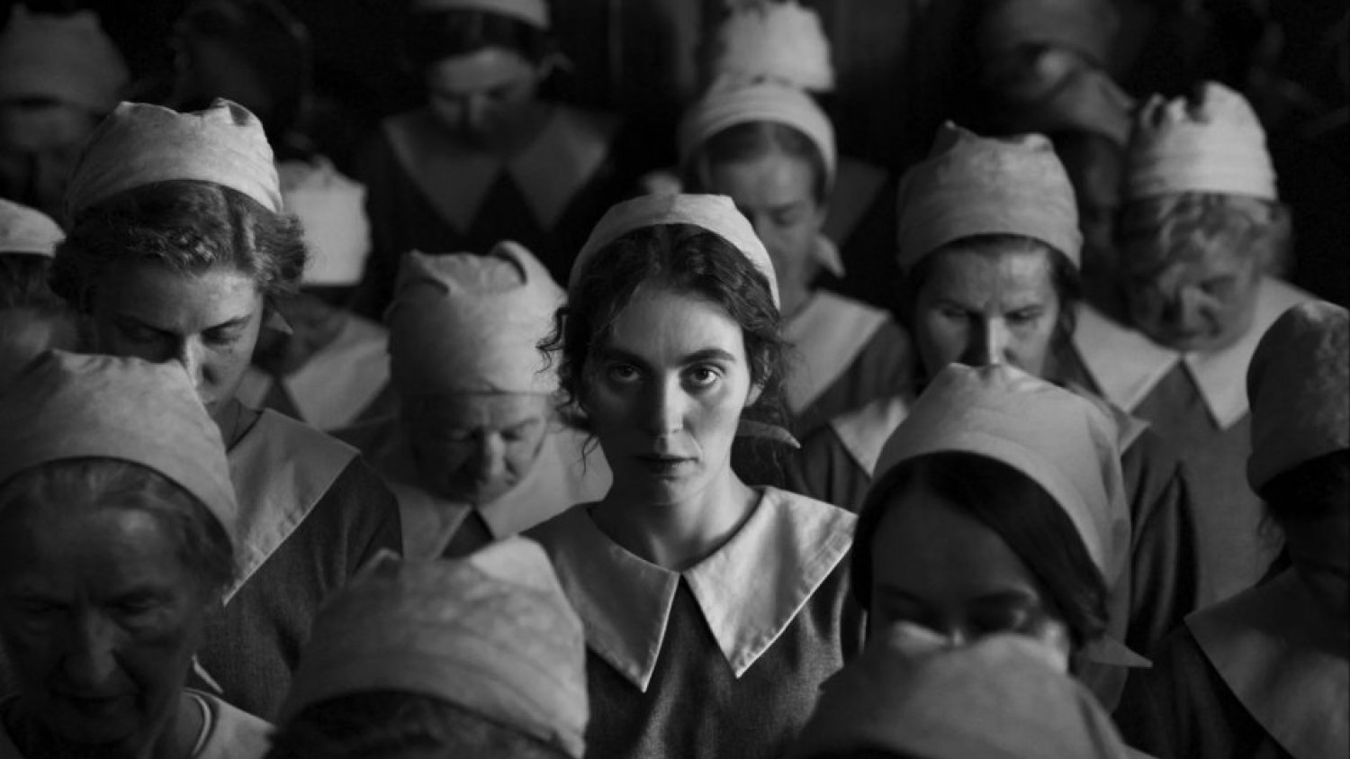 Gdzie obejrzeć film "Dziewczyna z igłą"?
