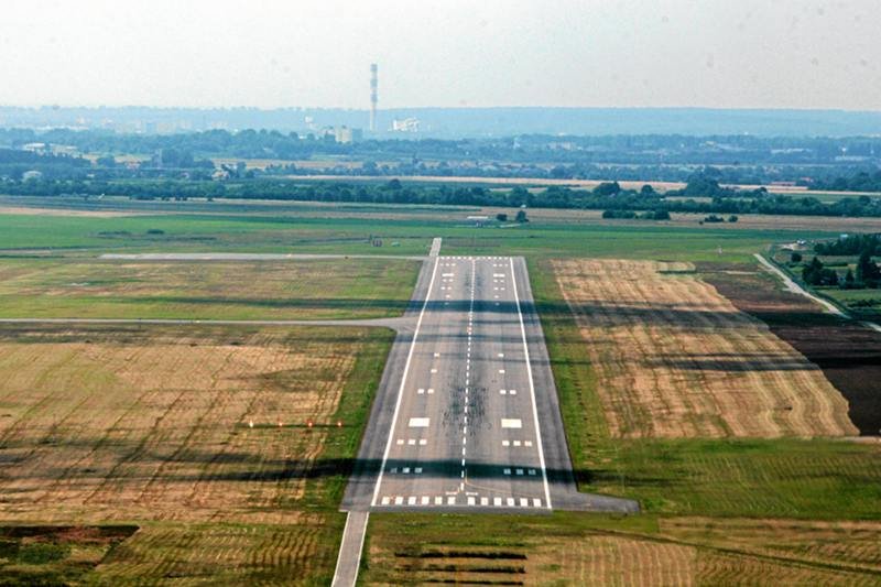 Czy w Polsce mamy już zbyt wiele regionalnych lotnisk?