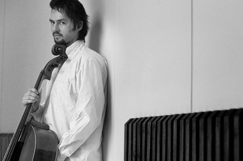 Nie żyje wiolonczelista Dominik Połoński. Z powodu choroby w ostatnich latach grał tylko jedną ręką.