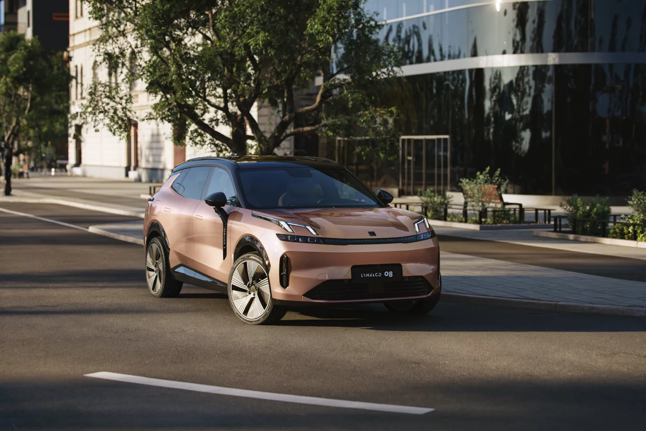 Lynk&Co 08 Lynk&Co 08