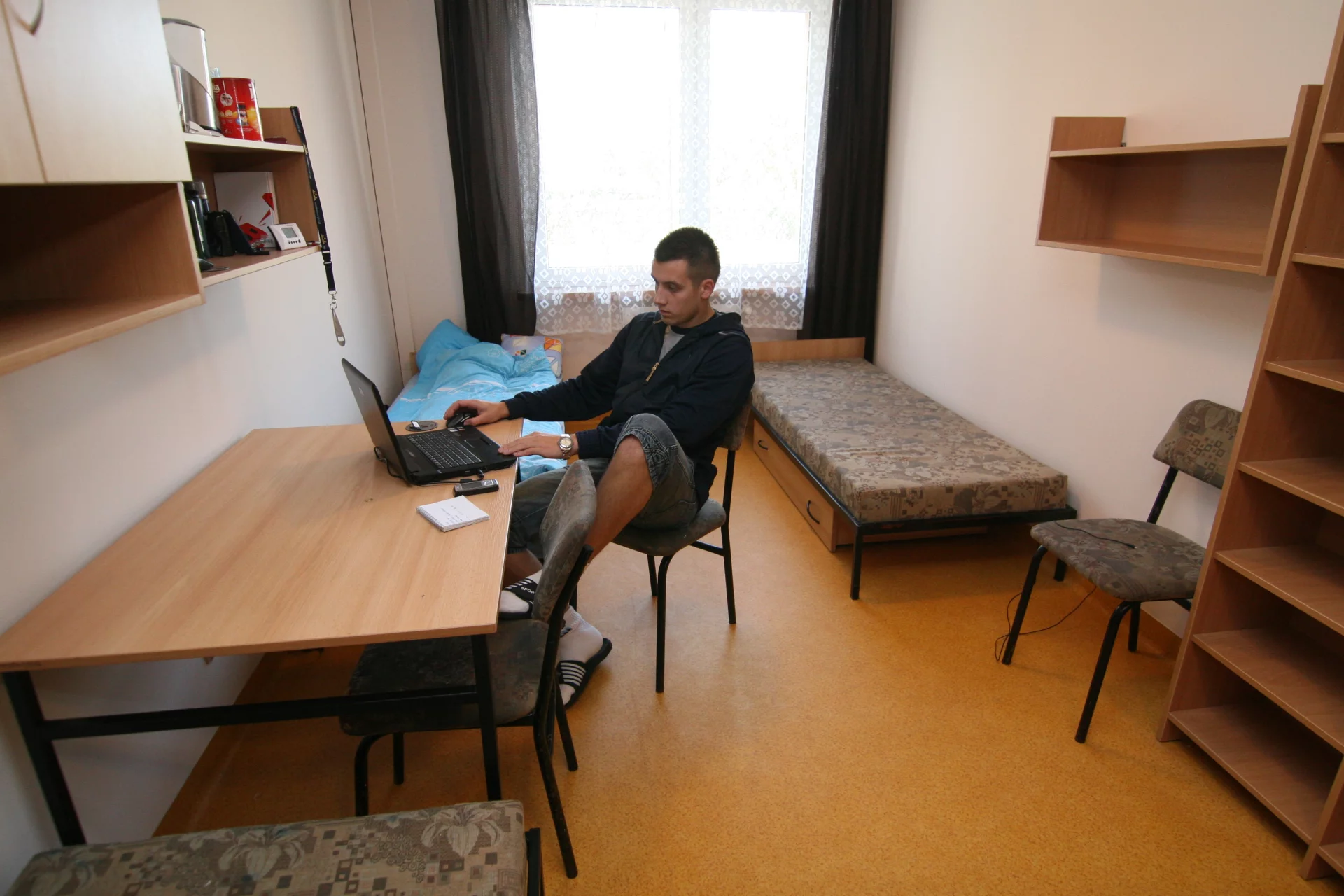 Koronawirus w akademikach. Studenci mają dostać osobne pokoje z dostępem do węzłów sanitarnych.