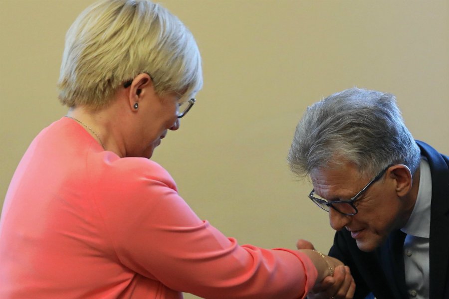 Sędziowie zarzucają Julii Przyłębskiej manipulowanie składami sędziowskimi.