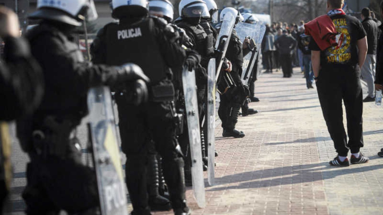 Kibole zablokowali drogę Warszawa-Katowice.