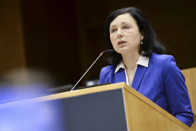 KE: "Polska ma teraz dwa miesiące na podjęcie niezbędnych środków w celu zapewnienia zgodności z prawem UE"