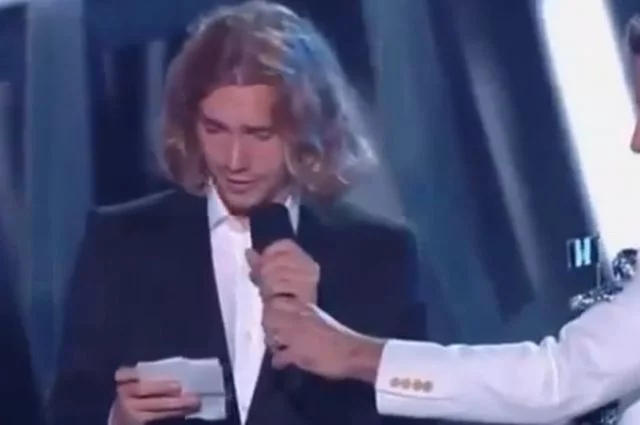 Miley Cyrus i Jesse - bezdomny podczas gali MTV
