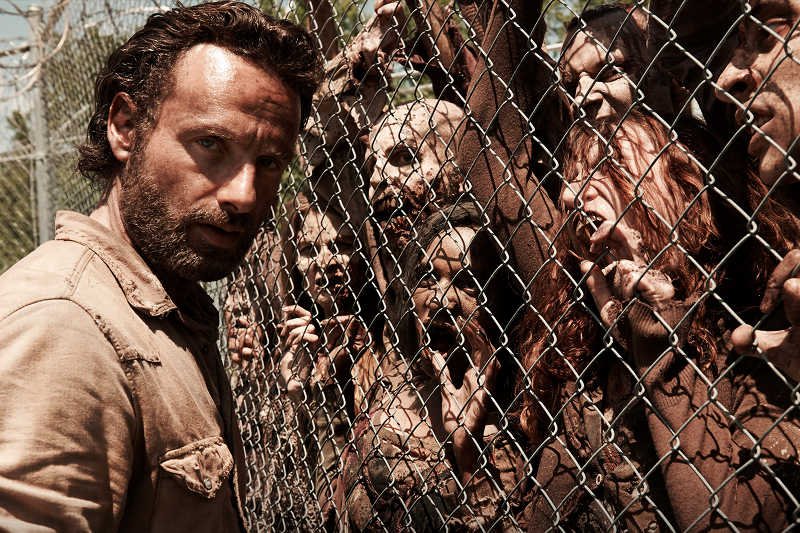 "The Walking Dead" doskonale nada się na serialowy maraton w Halloween.
