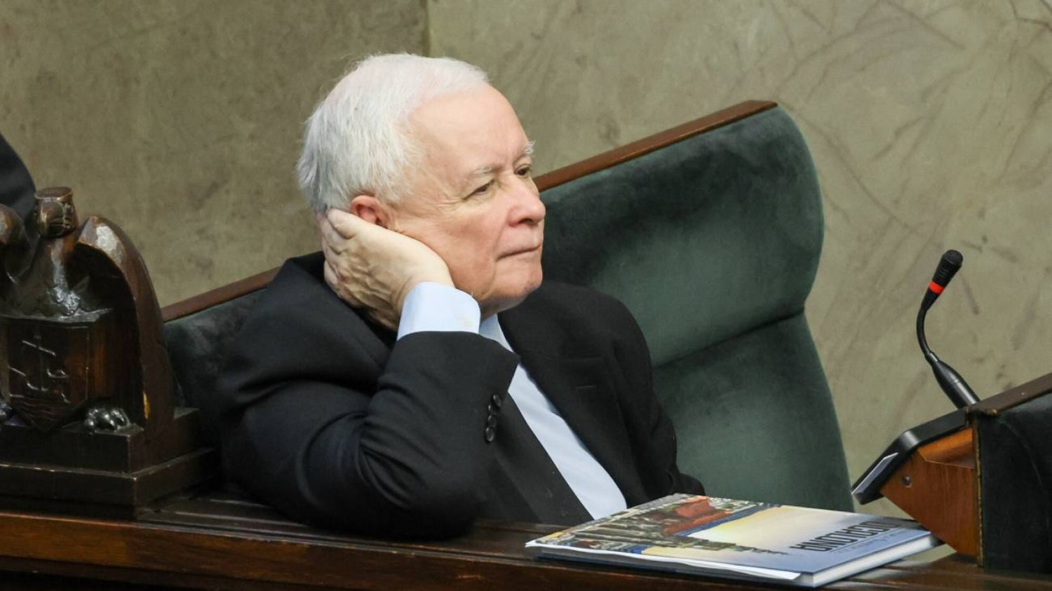 PiS traci radnych w sejmikach wojewódzkich. Odeszło już 18 radnych