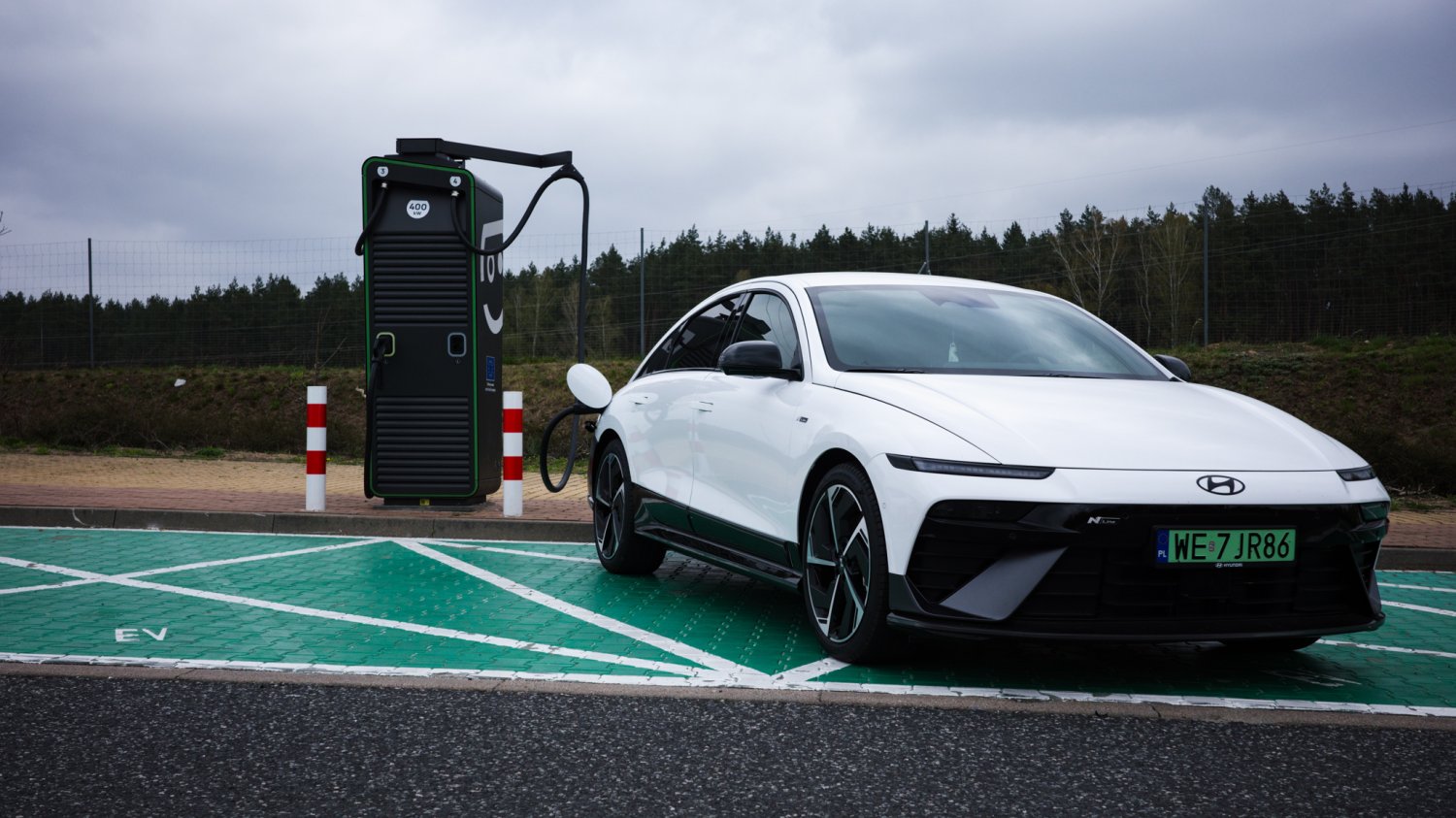 Nowy Hyundai Ioniq 6 i pierwszy test w Polsce. Znalazłem tylko dwie wady
