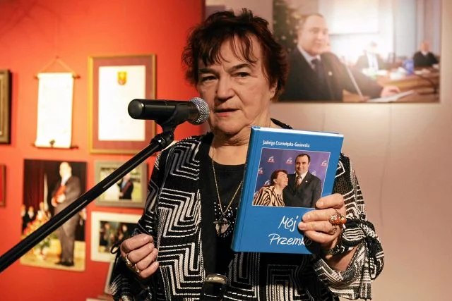 Jadwiga Gosiewska uważa, że Małgorzata Gosiewska, pierwsza żona jego syna, powinna wrócić do poprzedniego nazwiska