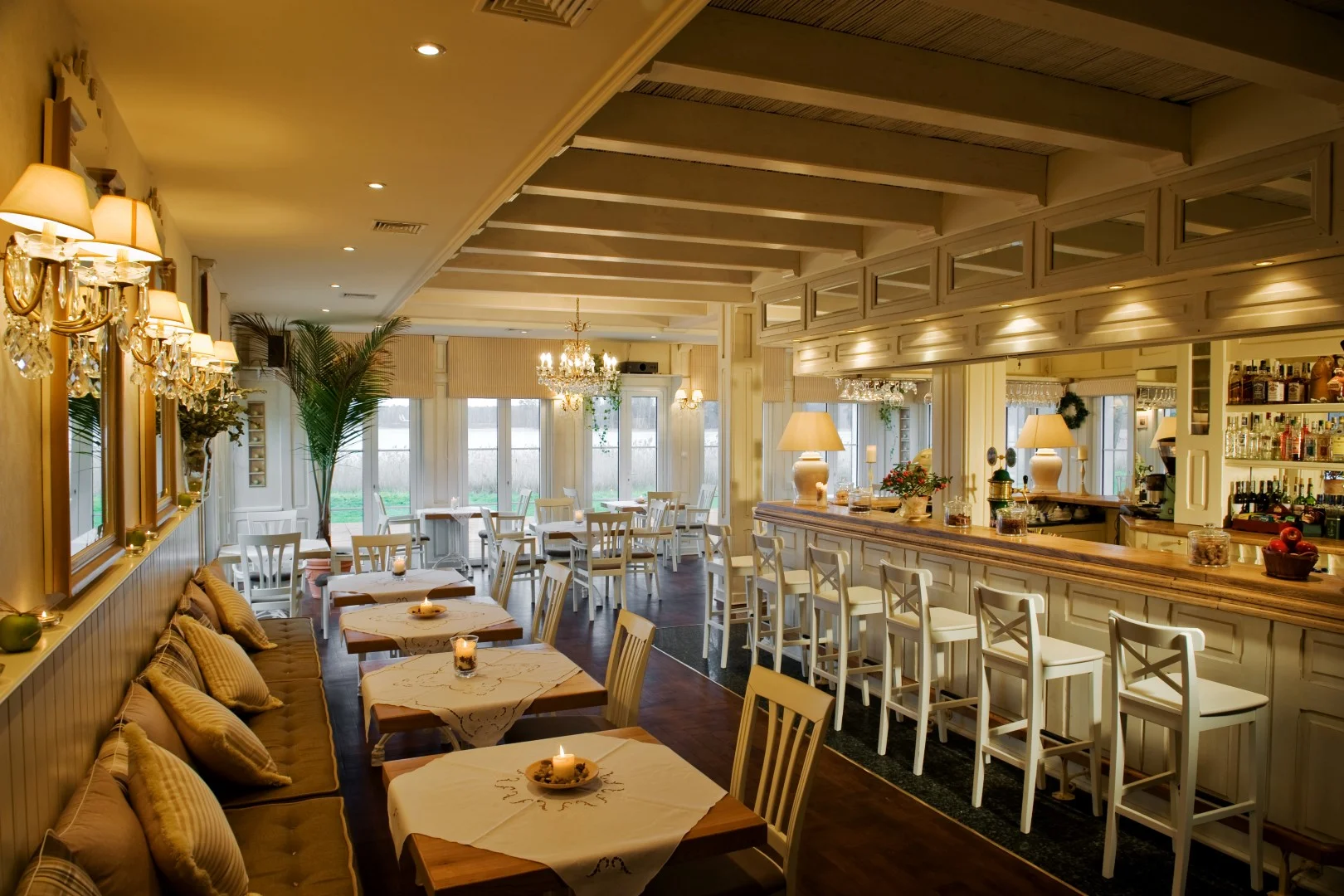 Restauracja hotelu Jabłoń Lake Resort