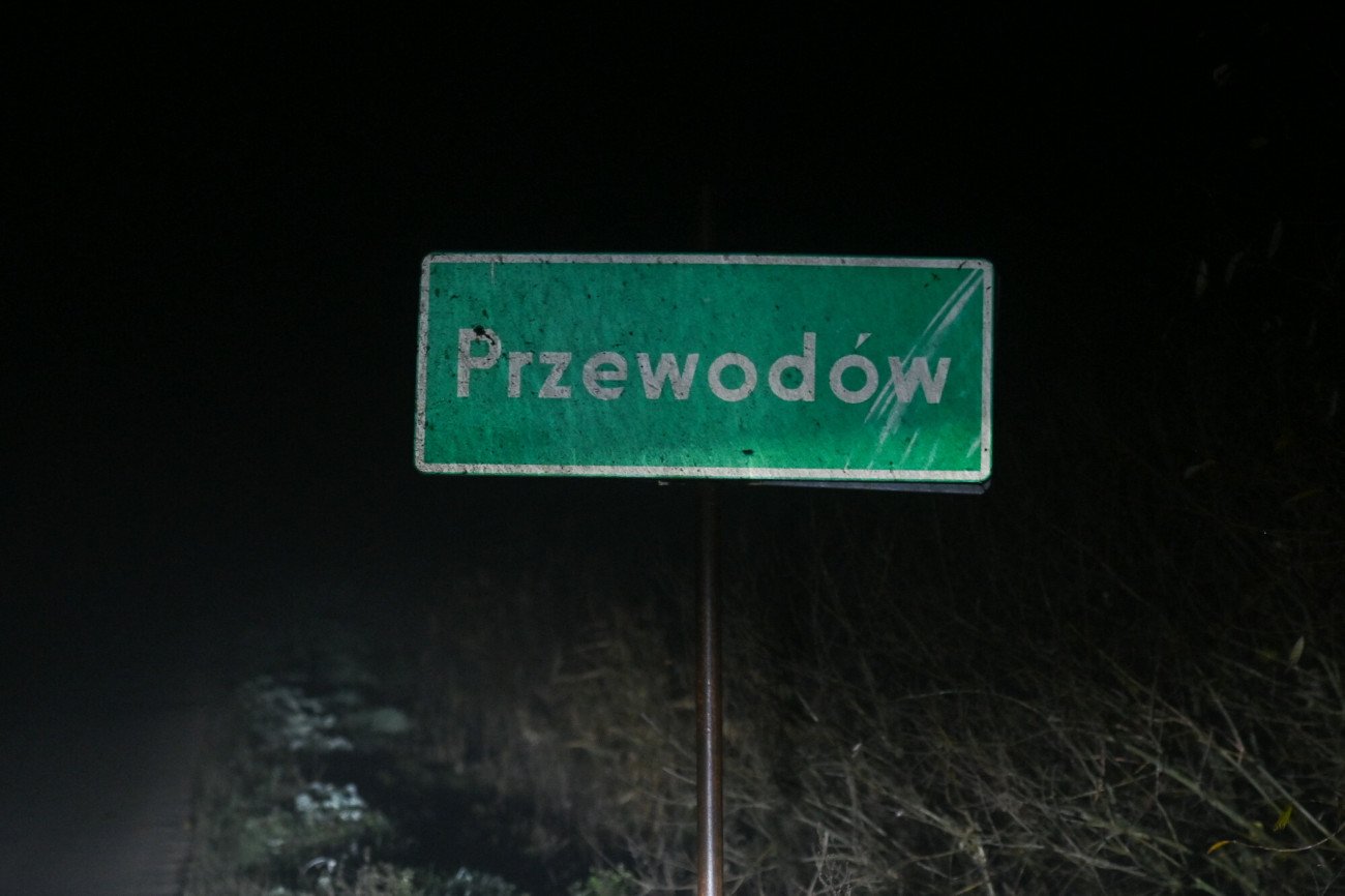 Na suszarnię w miejscowości Przewodów spadły dwa pociski.