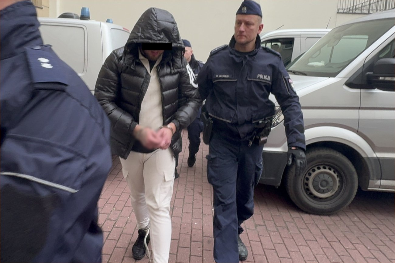 Ekspert ocenił zachowanie Łukasza Ż. na przesłuchaniu. "To nie jest mechanizm wyparcia" Łukasz Ż. na komendzie