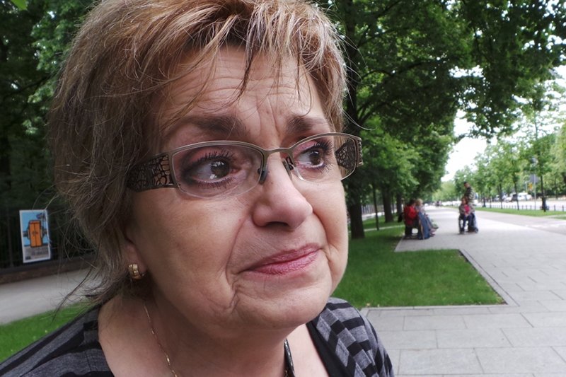 Matki niepełnosprawnych dzieci pod Sejmem: "Chcę eutanazji dla siebie i dziecka, choćby dziś". Na zdjęciu: Elżbieta Karasińska z Bytomia