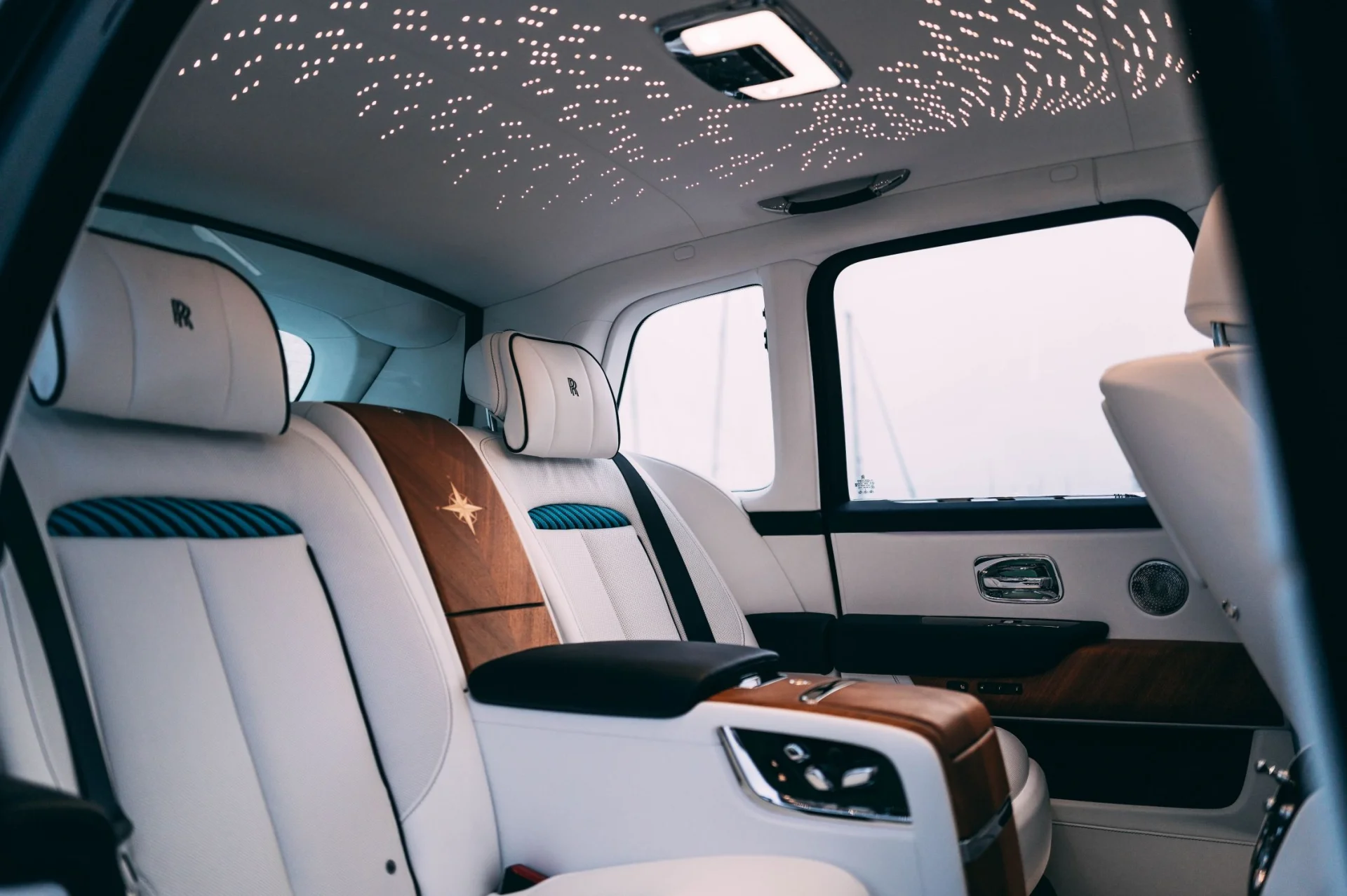 Rolls-Royce Cullinan Yachtin Rolls-Royce Cullinan Yachtin