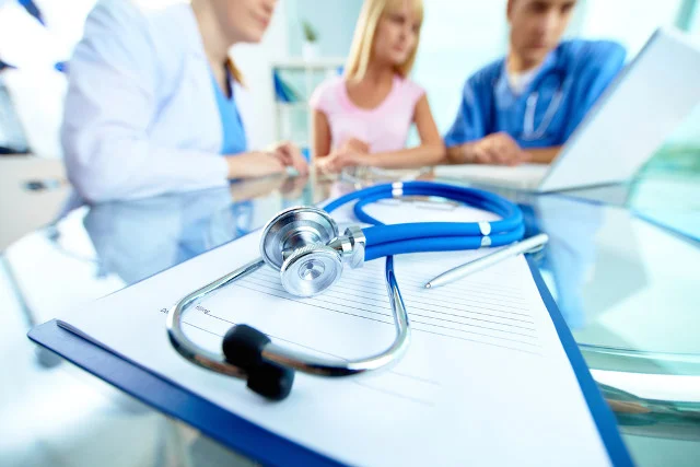 O możliwość udziału w badaniach należy zapytać lekarza, na www.clinicaltrials.gov, firmy farmaceutyczne publikują dane o prowadzonych aktualnie badaniach i ośrodkach, które w nich uczestniczą.