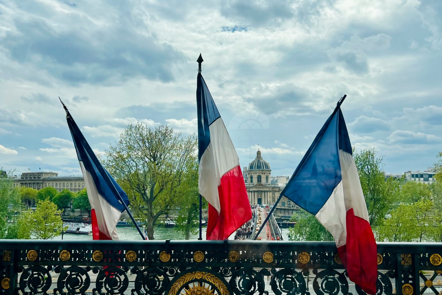 "Zła wiadomość dla Europy". Tak Niemcy patrzą na kryzys we Francji