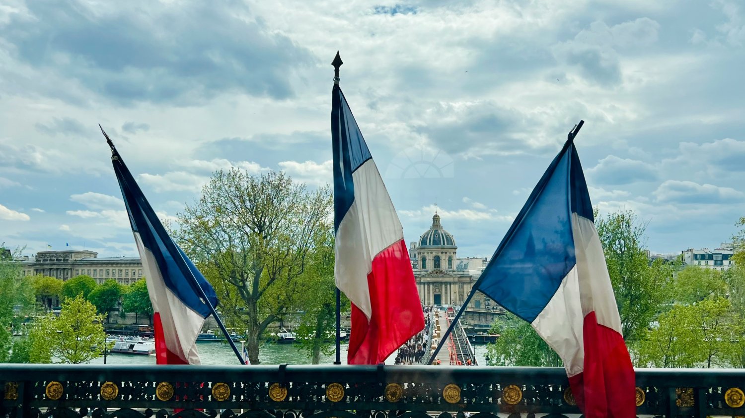 "Zła wiadomość dla Europy". Tak Niemcy patrzą na kryzys we Francji