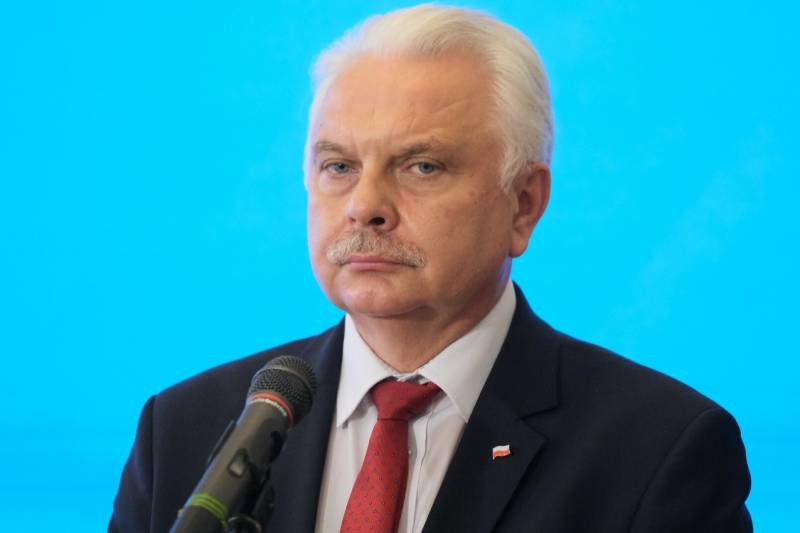 Czy COVID-19 wraca i czy będą obostrzenia?