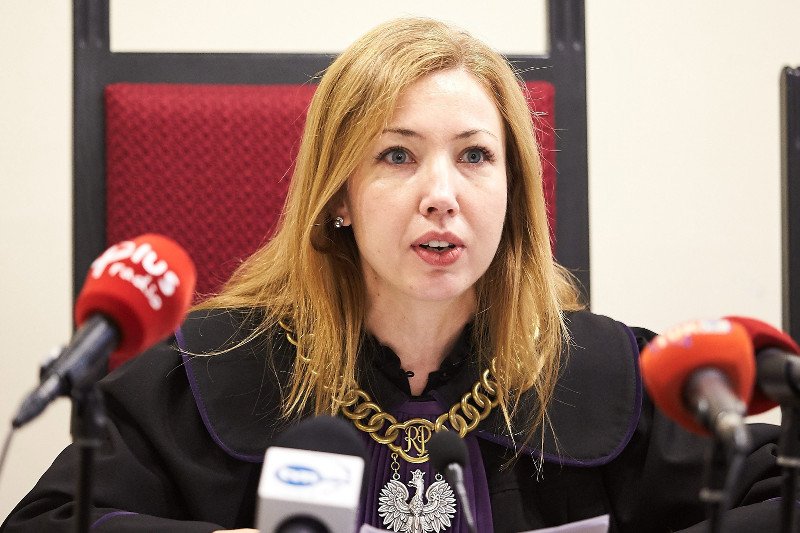 Sędzia Magdalena El-Hagin podczas ogłoszenia wyroku ws . naruszenia dóbr osobistych w procesie Lecha Wałęsy przeciwko Krzysztofowi Wyszkowskiemu