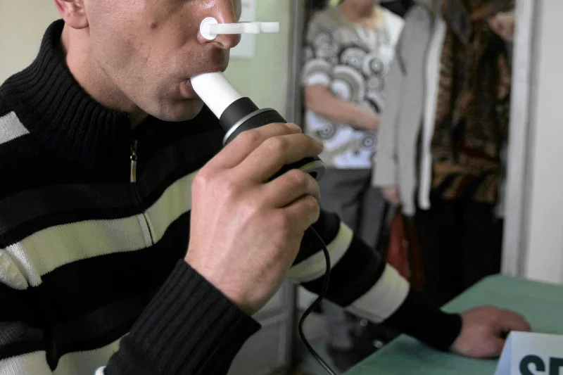 Spirometria - badanie pojemności płuc.