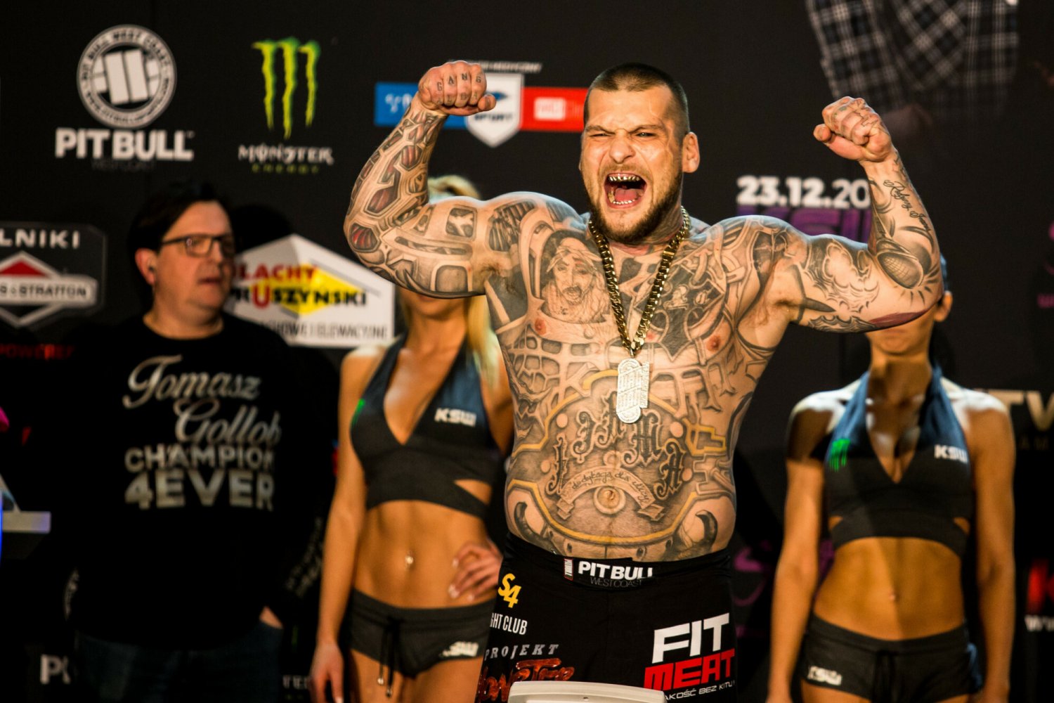 Paweł "Popek" Mikołajuw wraca do oktagonu, jego rywalem będzie Norman Parke, znajomy z KSW