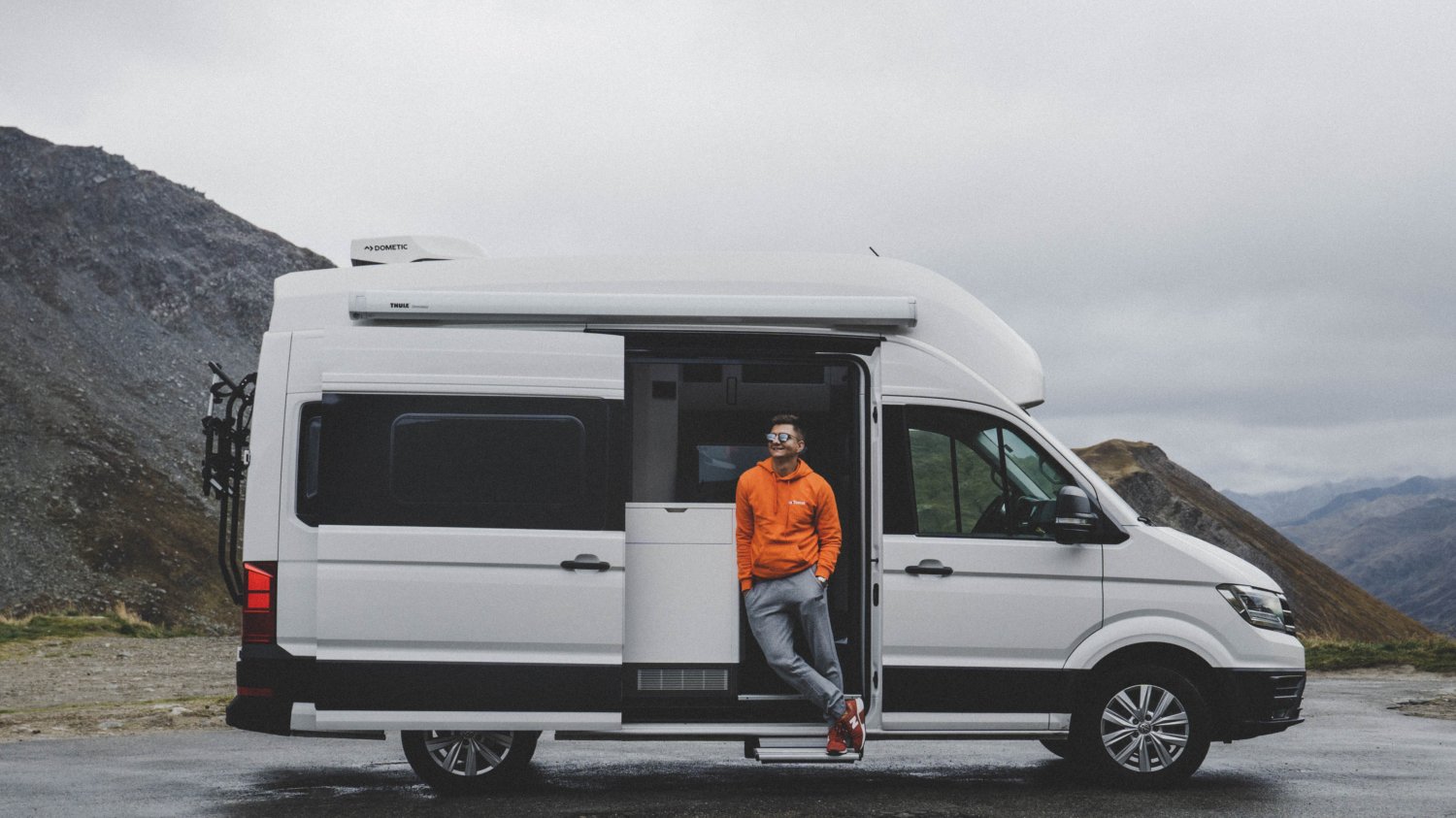 Volkswagen Grand California to świetny kamper i świetna przygoda.