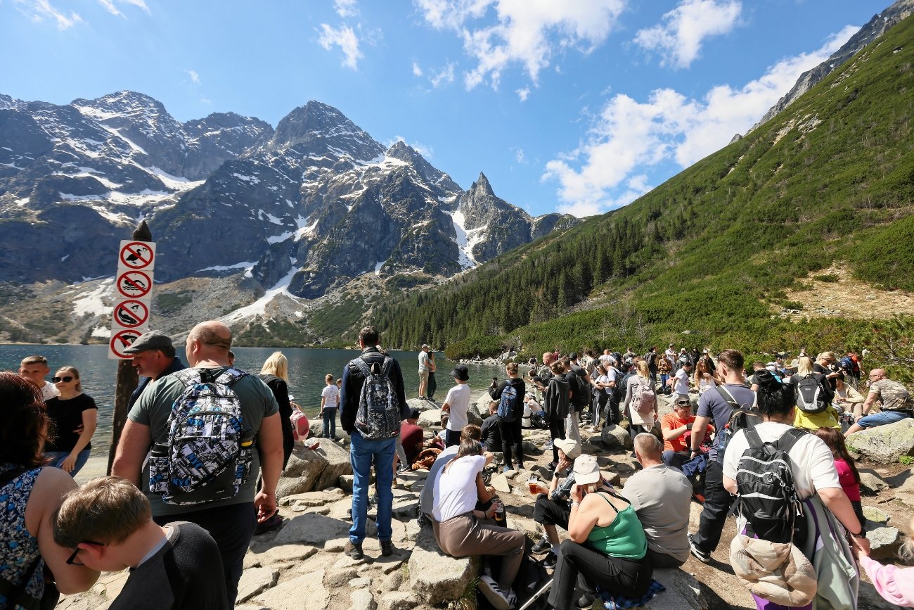"Nowy trend w Tatrach". Tak turyści łamią prawo i jeszcze się tym chwalą