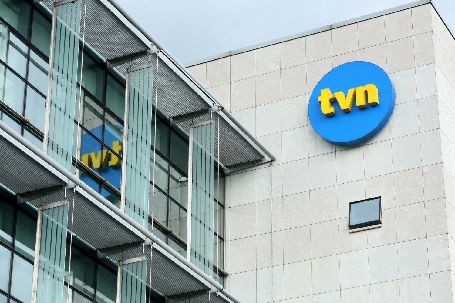 Na ostatnim posiedzeniu w 2021 roku Krajowa Rada Radiofonii i Telewizji nie zajęła się tematem koncesji TVN Siedem.