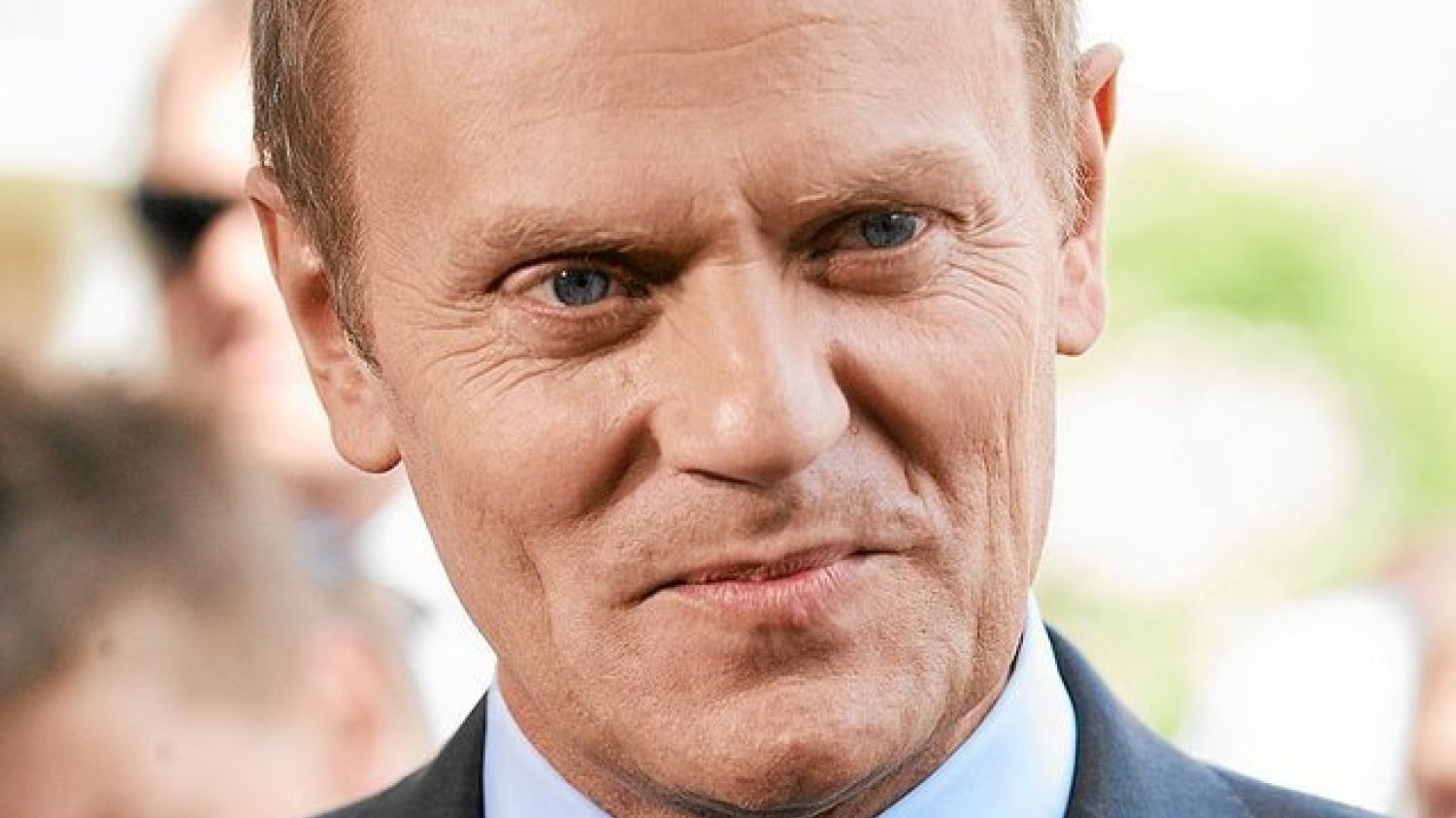 TVP zrobiła sondaż, w którym zapytano Polaków, czy Donald Tusk i Ewa Kopacz odpowiadają za afery gospodarcze.