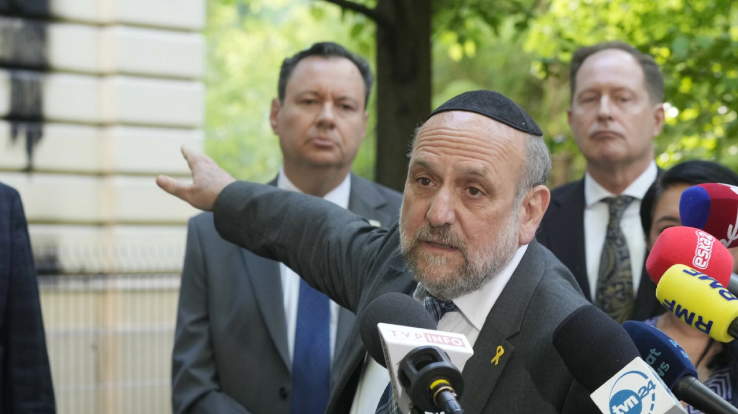 Chciał podpalić synagogę Nożyków w Warszawie. Nieoficjalnie: to neonazista