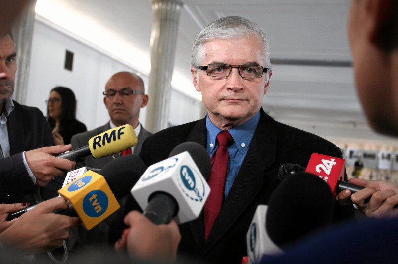 Cimoszewicz chwali Nowacką, ale nie ma też złudzeń. "PiS powinien mieć szansę na stworzenie rządu"