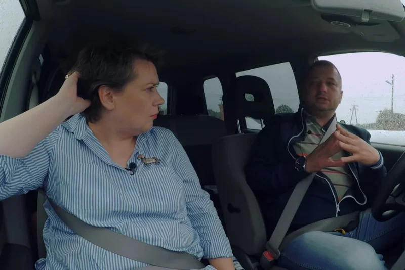 Joanna Warecha bardzo dobrze zna problemy rolników, tematem polskiej wsi zajmuje się od wielu lat.