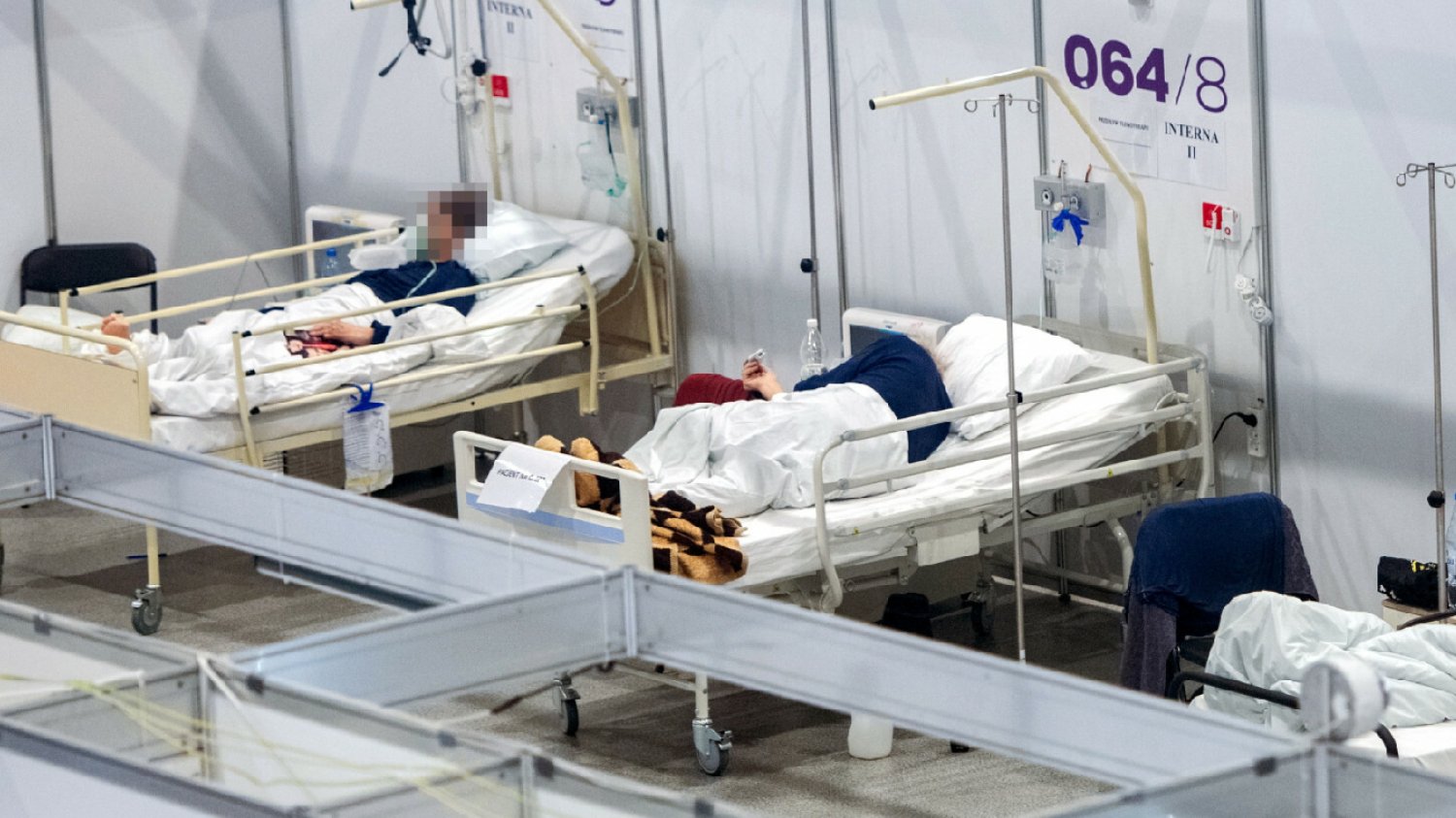 Koronawirus w Polsce. Adam Niedzielski uspokaja po skoku zakażeń
