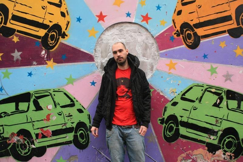 O co chodzi w pokoleniowej dyskusji, która rozpętała się wokół felietonu Jakuba Żulczyka?