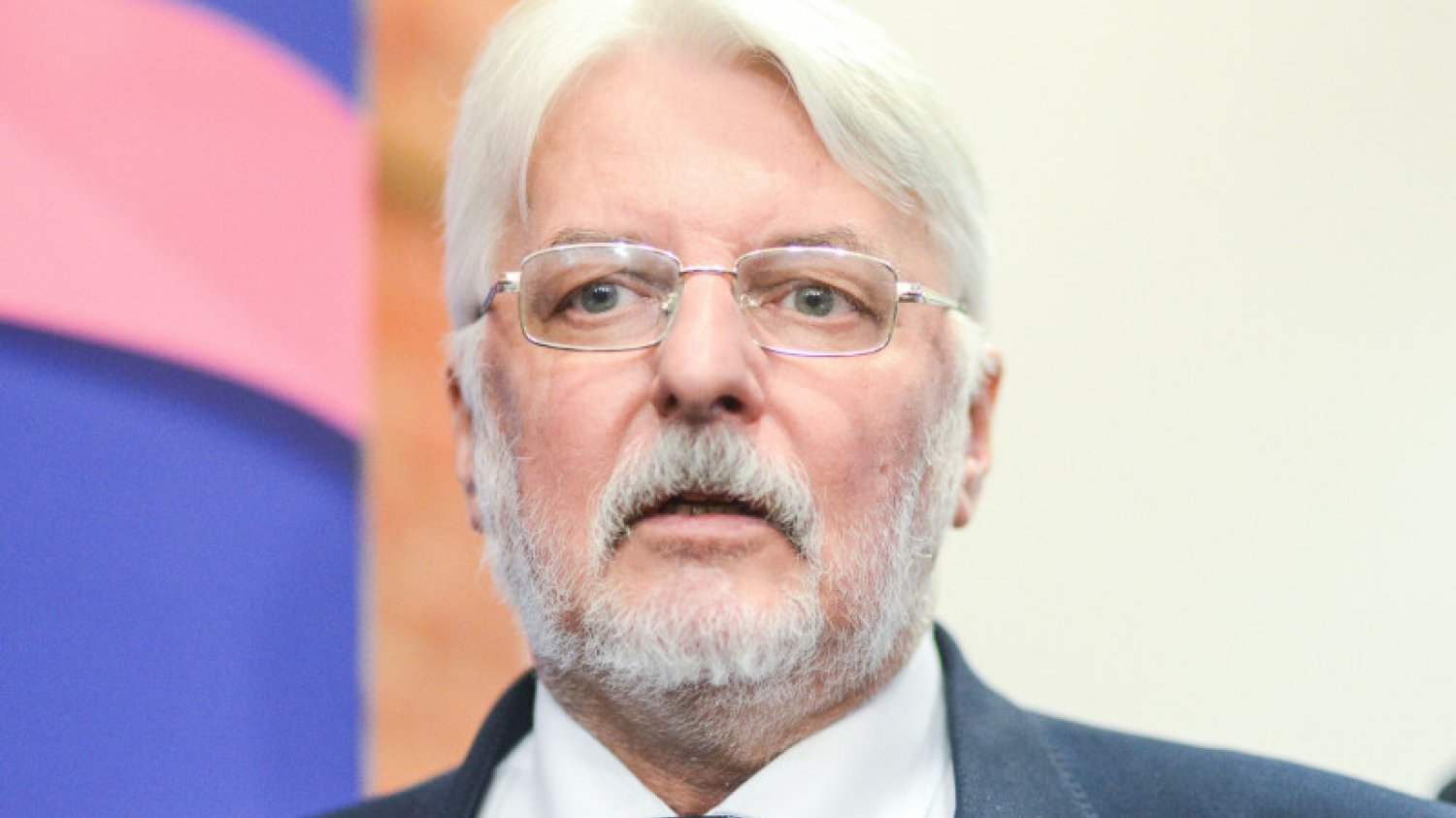 Waszczykowski o pieniądzach z KPO dla Polski: "Szantażują von der Leyen"