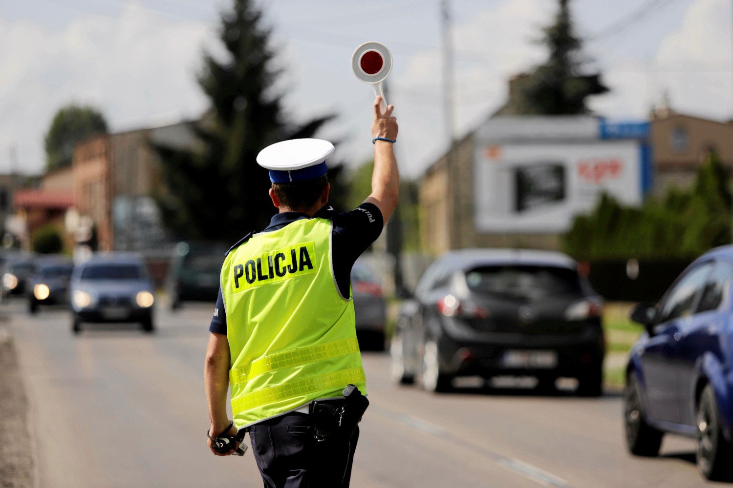 Policjant, kontrola drogowa