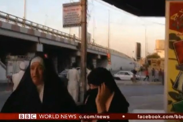 W zajętym przez Państwo Islamskie Mosulu kobiety nie mogą wychodzić z domu bez stroju zakrywającego całe ciało