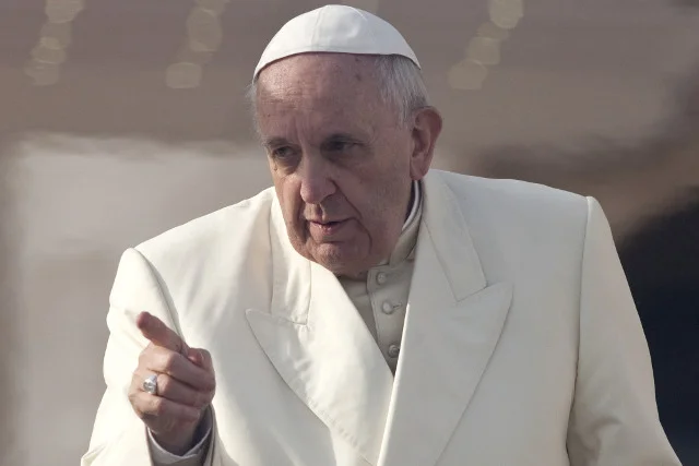 [url=http://shutr.bz/1hqoBqU]Papież Franciszek ostrzegł polityków, by nie podążali "drogą śmierci", na która kierują ludzi grzechy[/url]