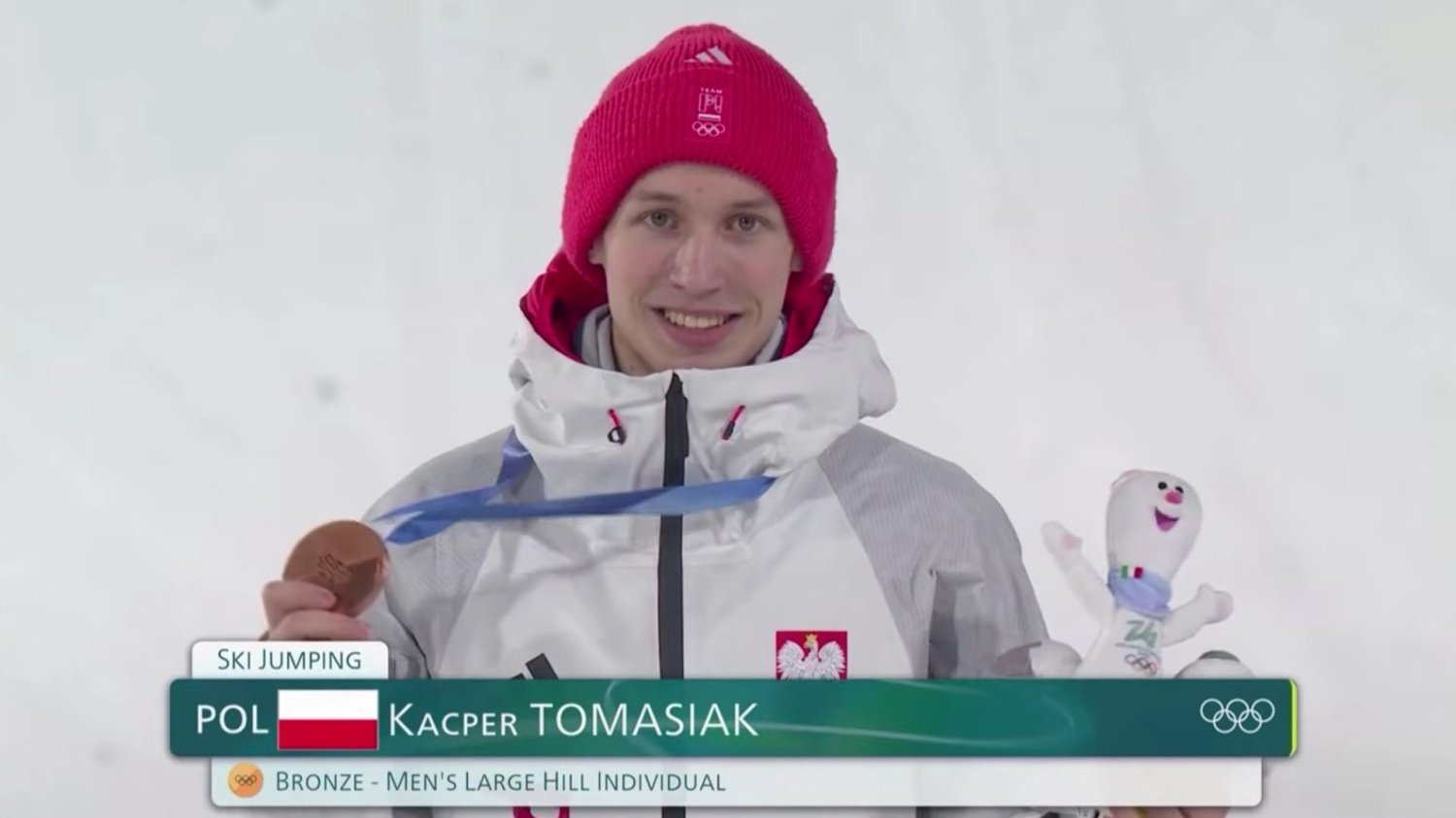 Kacper Tomasiak z brązowym medalem IO po zawodach na dużej skoczni w Predazzo