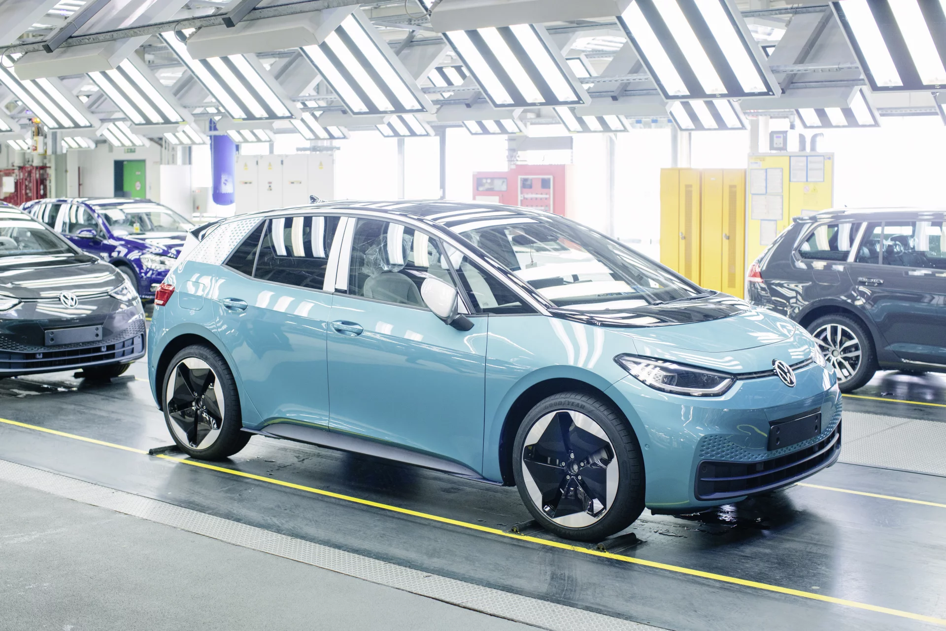 Tak wygląda volkswagenowski model ID3.