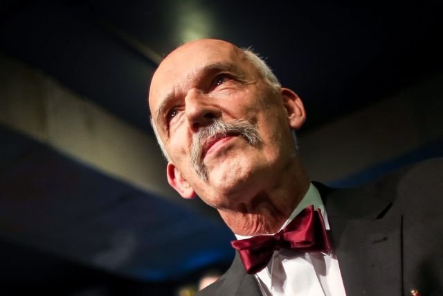 Korwin-Mikke będzie pod całodobową obserwacją.