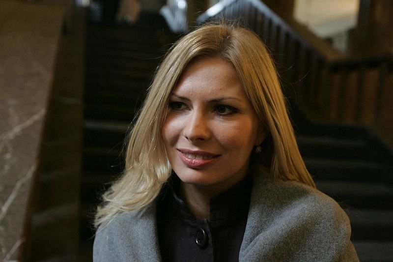 Piastująca dyrektorskie stanowisko w LINK4 żona ministra sprawiedliwości Zbigniewa Ziobry, czyli Patrycja Kotecka, uznała człowiekiem roku Jacka Kurskiego.