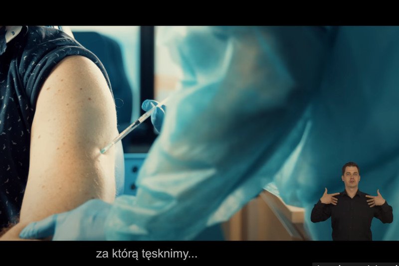 Błąd w rządowym spocie zachęcającym do szczepień. Nie tak się szczepi!