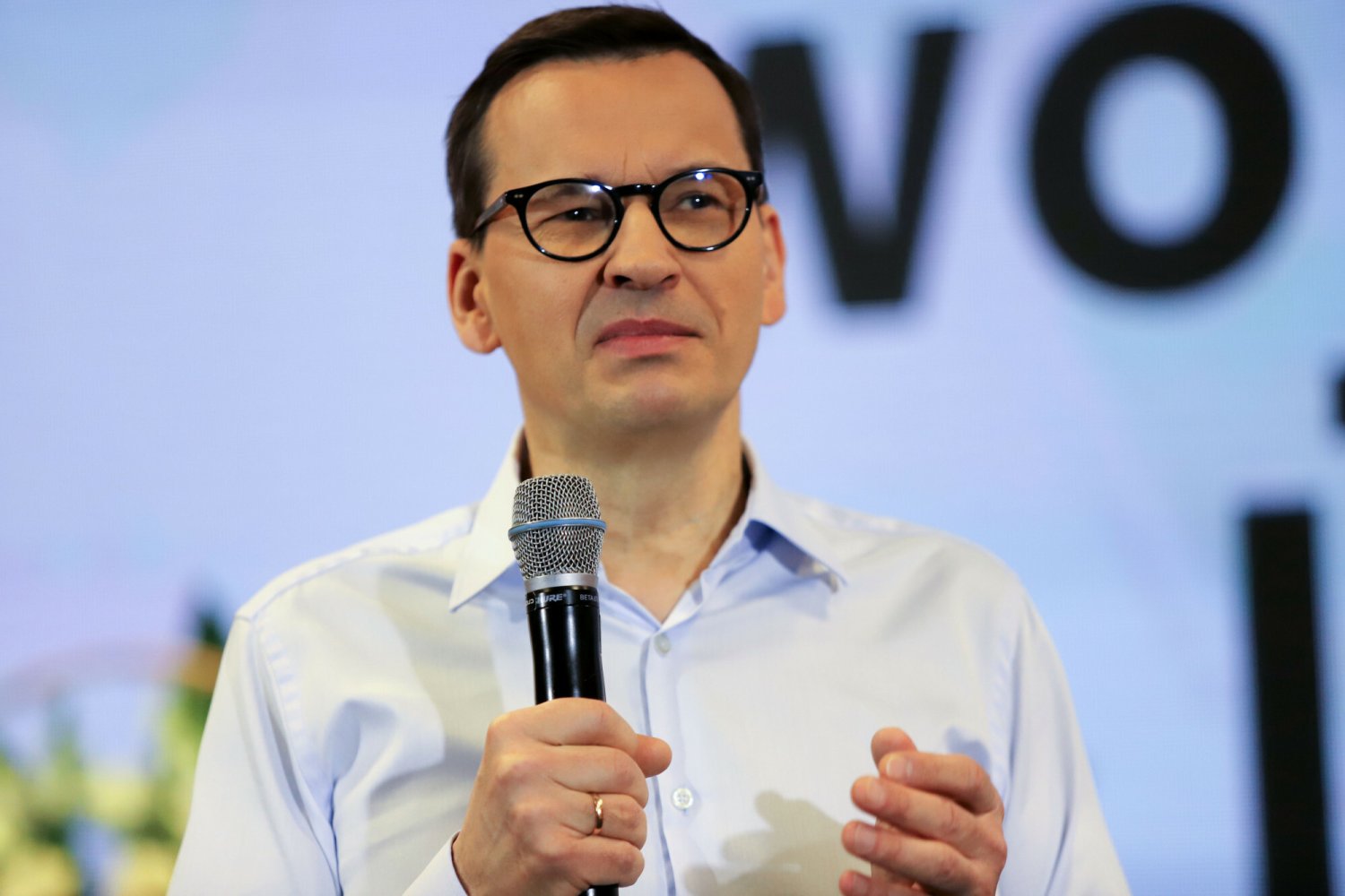 Morawiecki zarzuca Tuskowi "fikcyjne fakty".